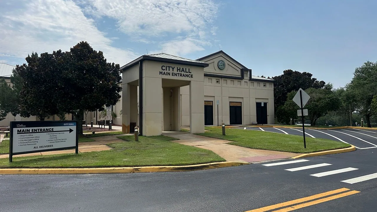 Public building in Deltona, Florida Public building in Deltona, Florida